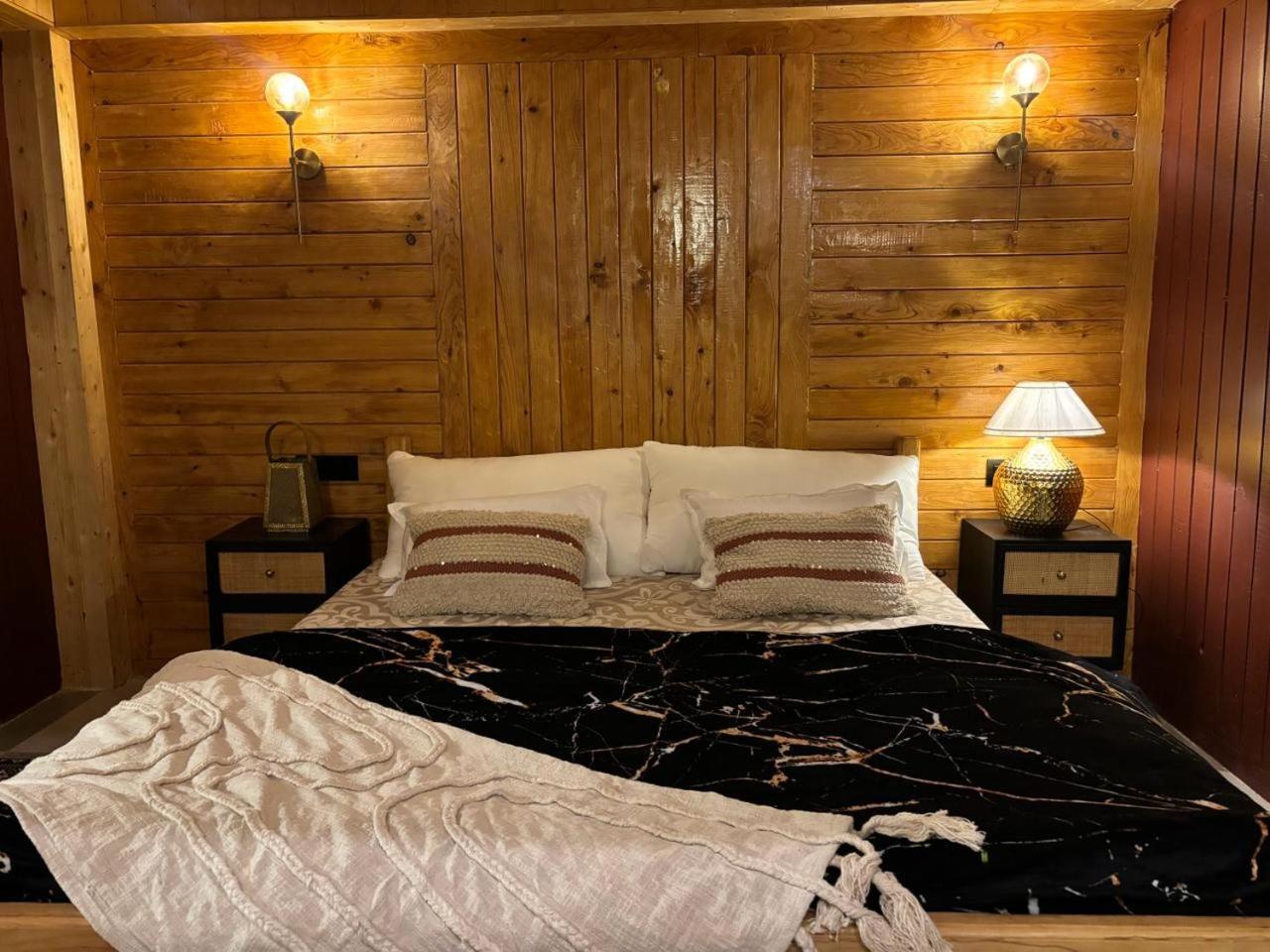 Apartmán Soho House Jibhi Exteriér fotografie