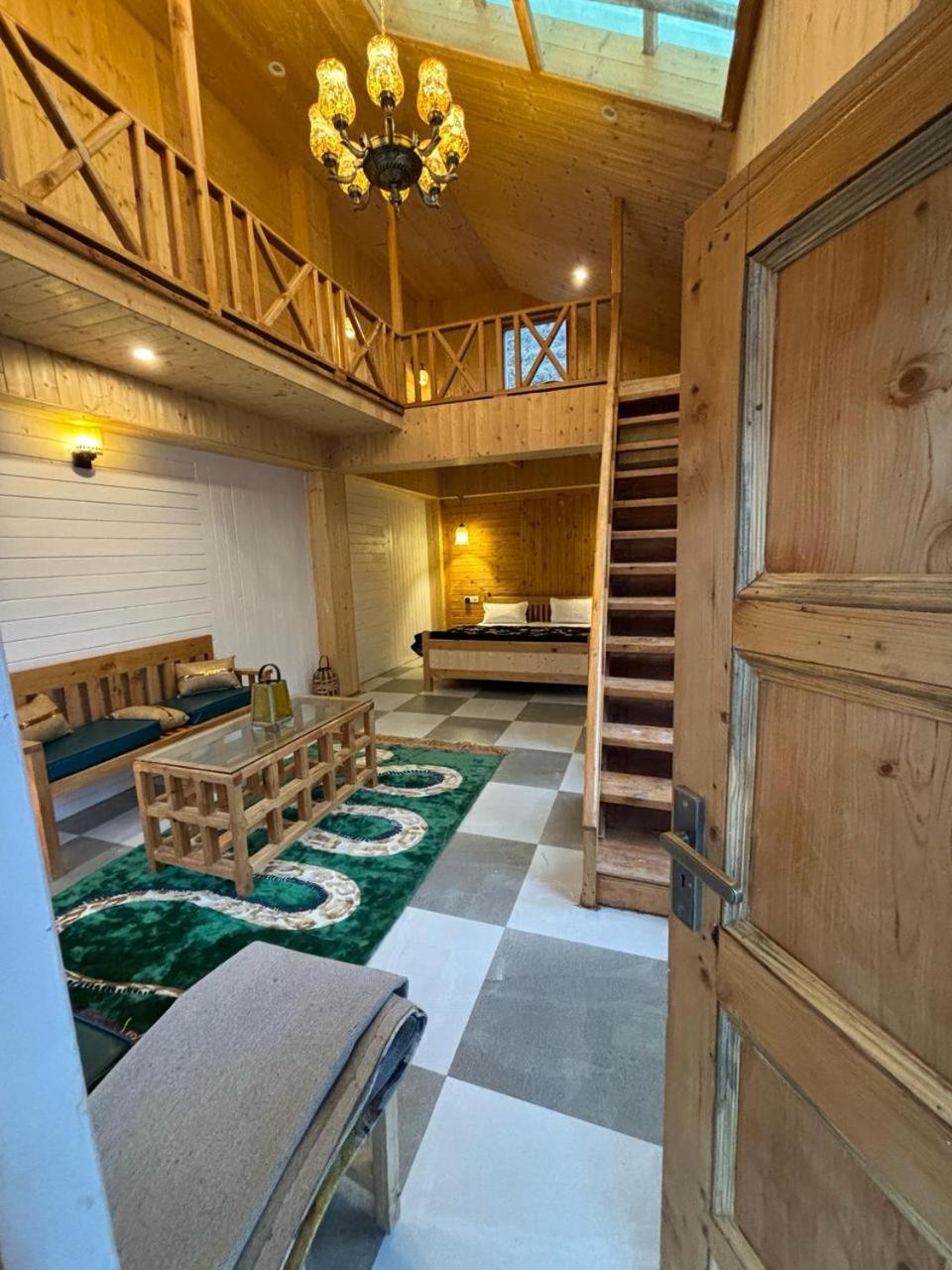 Apartmán Soho House Jibhi Exteriér fotografie