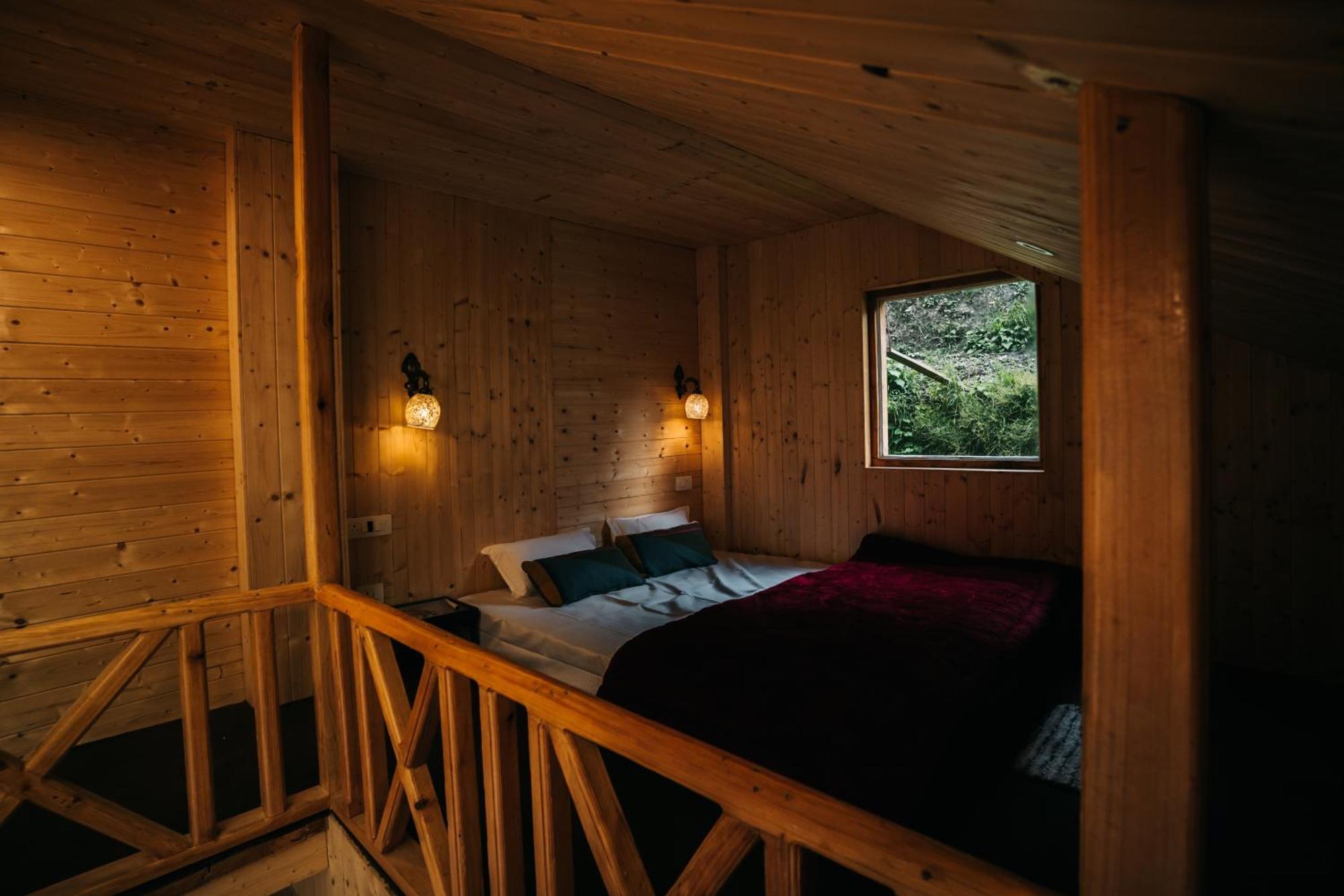 Apartmán Soho House Jibhi Exteriér fotografie
