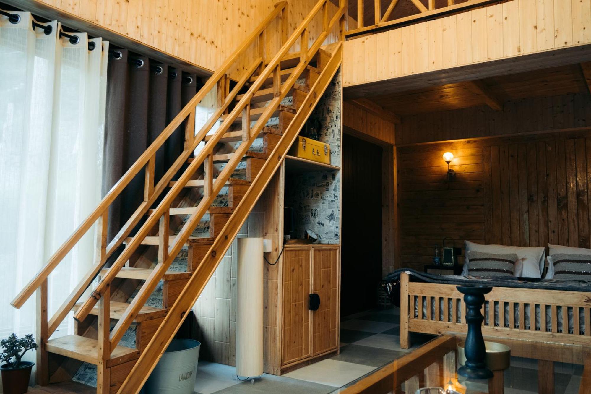 Apartmán Soho House Jibhi Exteriér fotografie